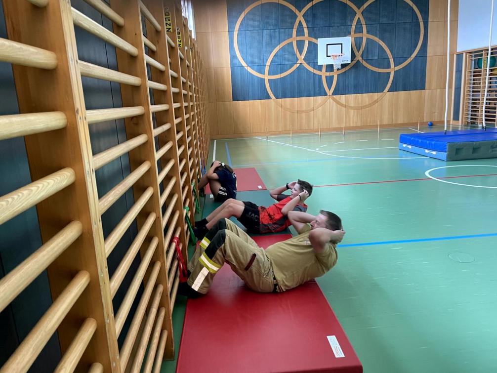 Miteinand Turnen mit der Feuerwehr
