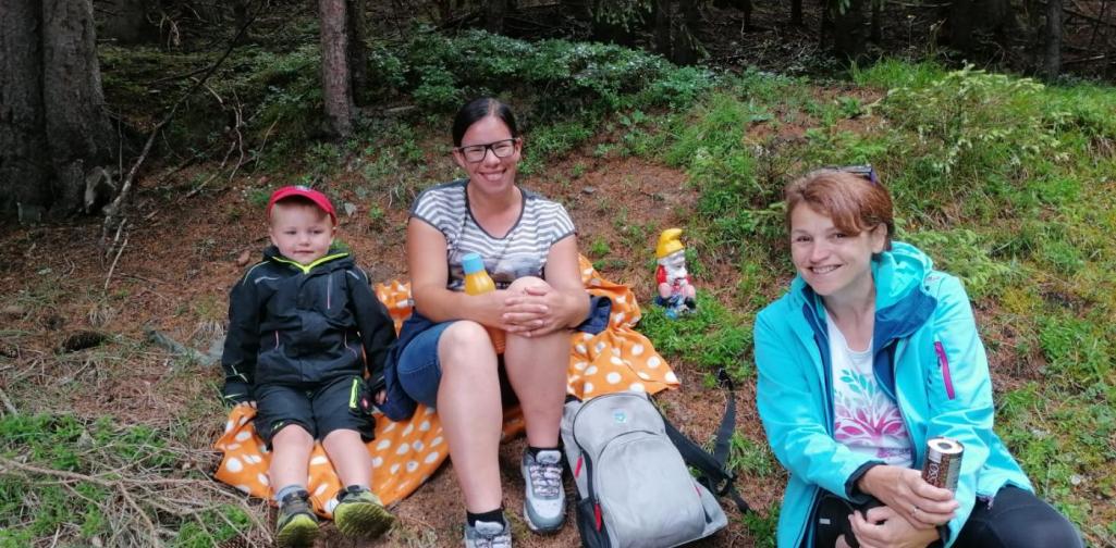 Jause Jausenzeit im Wald