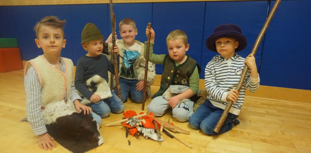 kinder spielen hirten