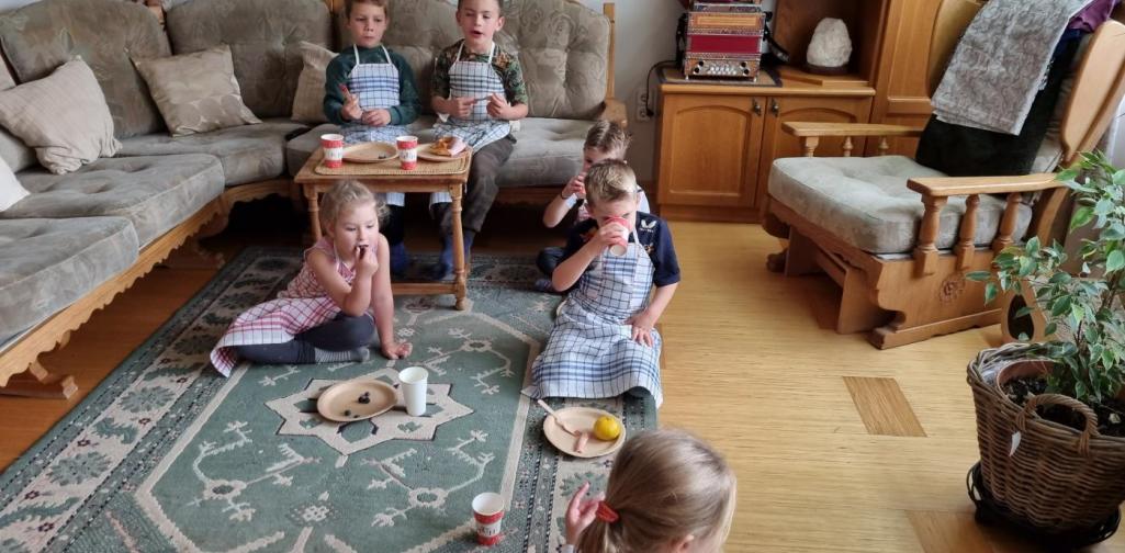 Brot backen Kinder jausnen